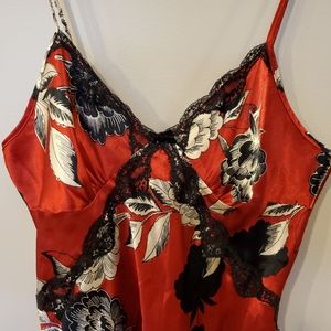 Red Flowered Nightwear, Apt 9 Sz L